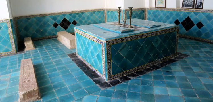 Melikşah türbesindeki gizemli mezar Sultan Alparslan'ın mezarı olabilir mi?