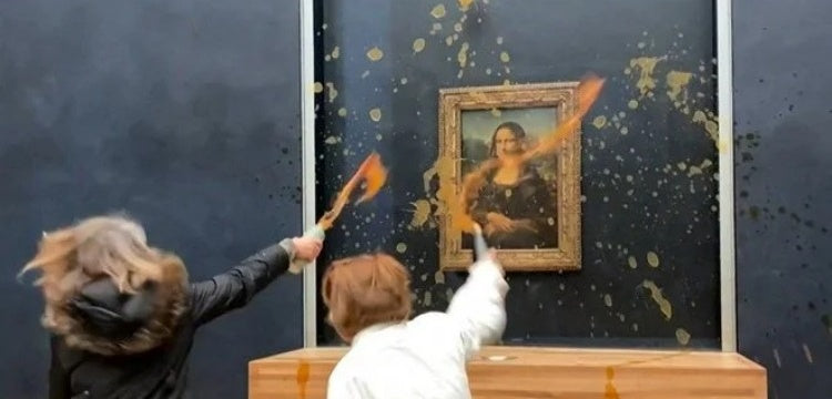 Eylemciler Mona Lisa tablosuna çorba döktüler!