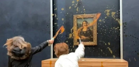 Eylemciler Mona Lisa tablosuna çorba döktüler!