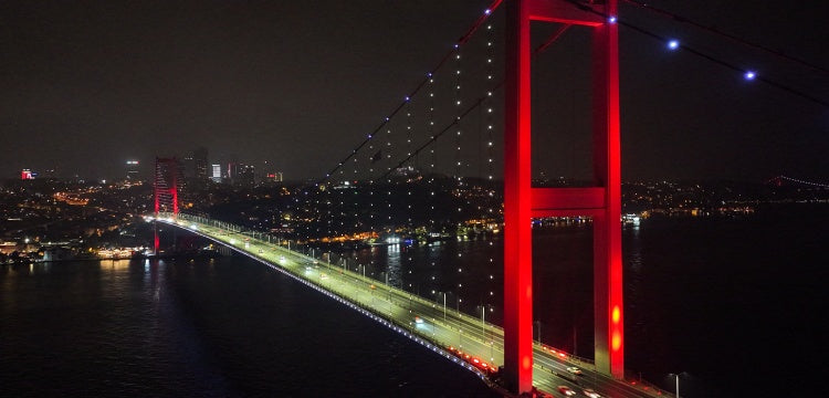 Boğaziçi Köprüsü bugün 51 yaşına bastı