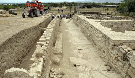 Tripolis Antik Kenti’nde 45 Metrelik Sokak Bulundu
