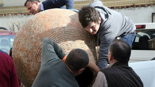 Trabzon’da Balıkçılar 300 Kiloluk Bizans Küpü Buldu