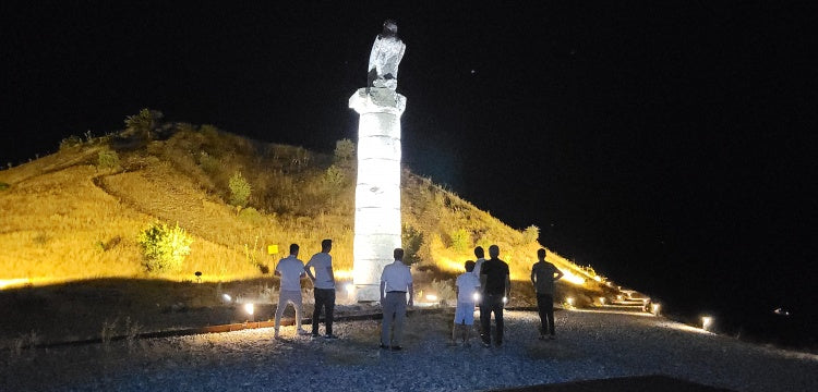 Karakuş Tümülüsü'nü gece ziyaret edenlerin sayısı 5 bini aştı