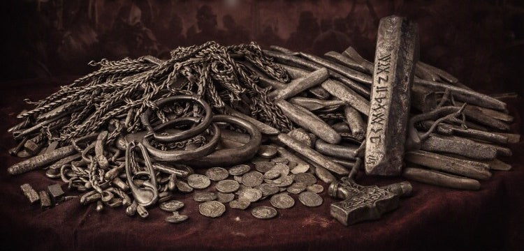 Danimarka’da Ev Tadilatında Viking Gümüş Hazinesi Bulundu