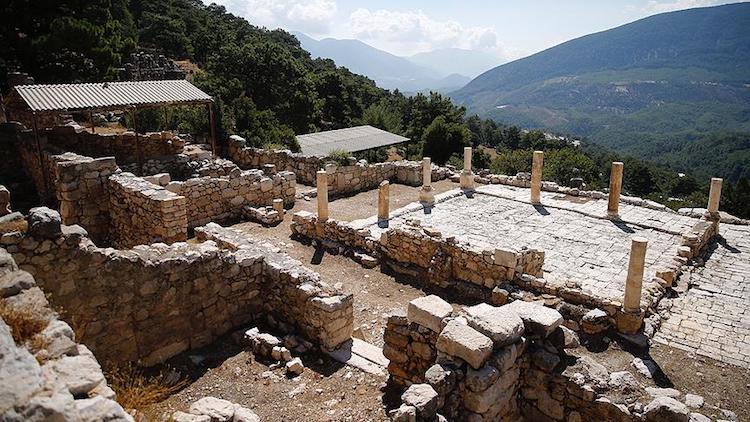 Antalya’daki Arykanda Antik Kenti’nde 8 Odalı Dubleks Villa Bulundu
