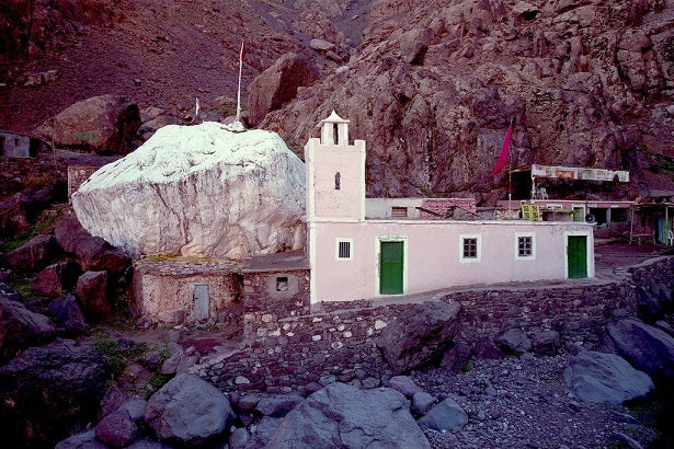 Cinlerin Kralı Şemharuş’un Dağı: Toubkal