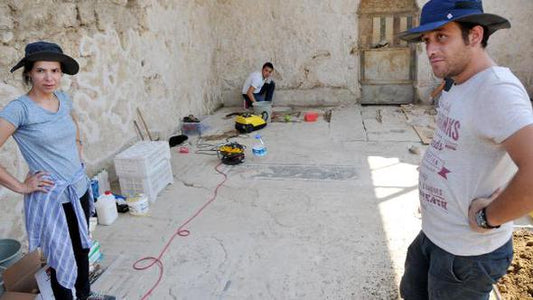 Perge’de, eşsiz mozaik gün yüzüne çıkarılıyor