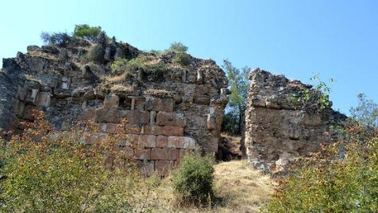 Dünyanın en eski tiyatrosu eski ihtişamına kavuşmayı bekliyor