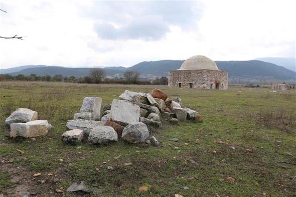 Tarihi mescitte restorasyon skandalı: Kaş yapayım derken göz çıkarmışlar