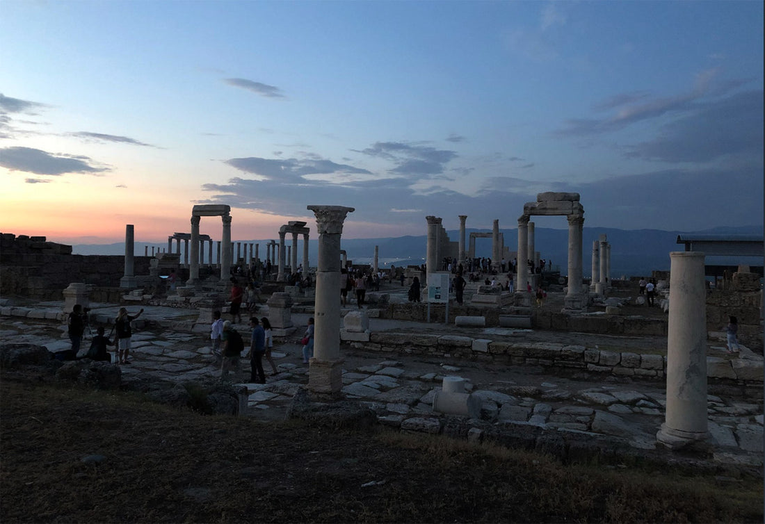 Laodikya Antik Kenti'nden tam ay tutulması