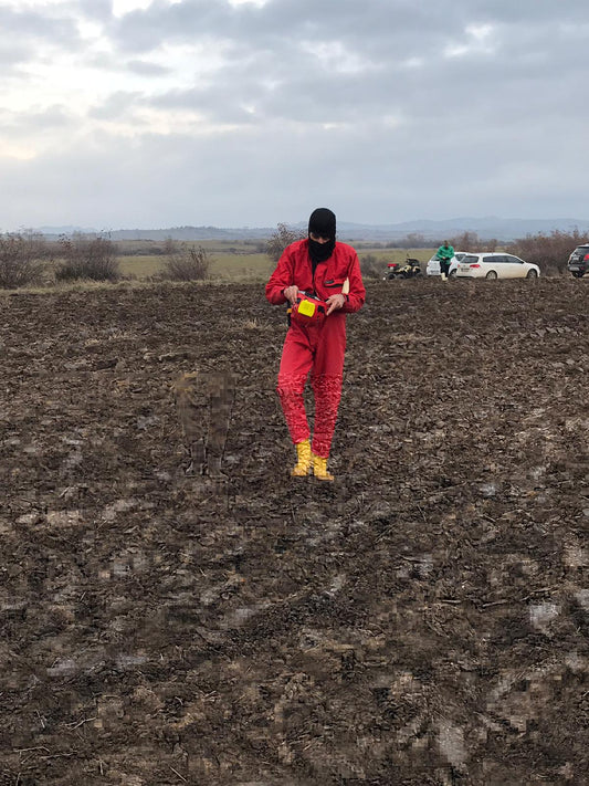 Kırklareli'de bir tarlada Osmanlı dönemi su kuyusu ve tüneller bulundu