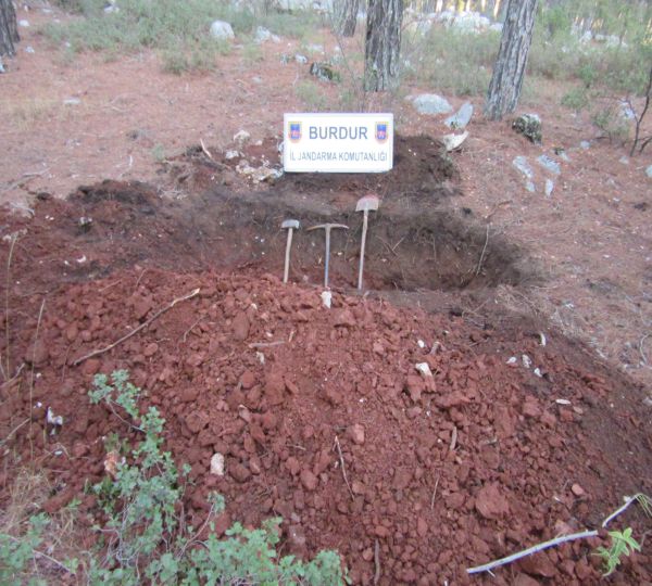 Burdur’daki Sia Antik Kenti’nde Kaçak Kazı Yapıldı