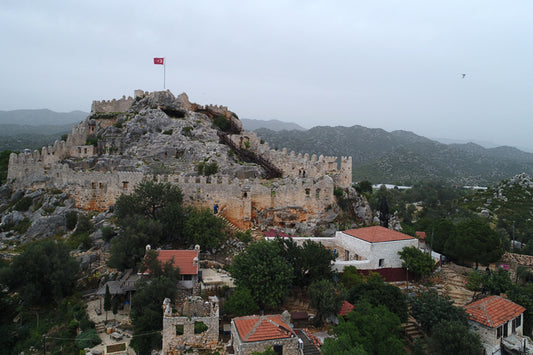 Arkeolojik sit alanındaki cami restore edilecek