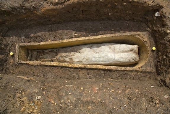 III. Richard’ın Yakınında İçiçe İki Tabuta Gömülen Gizemli Kadın