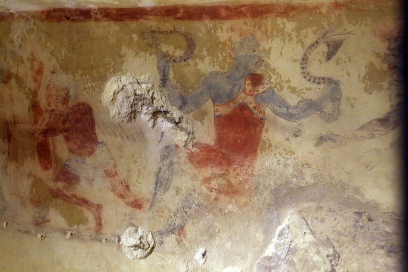 Etrüsk Mezarları Ses ve Işıkla Bir Deneyim Sunuyordu