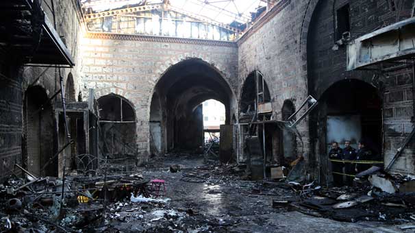 Bursa’da UNESCO Listesine Dahil Olan Tarihi Çarşıda Yangın Çıktı