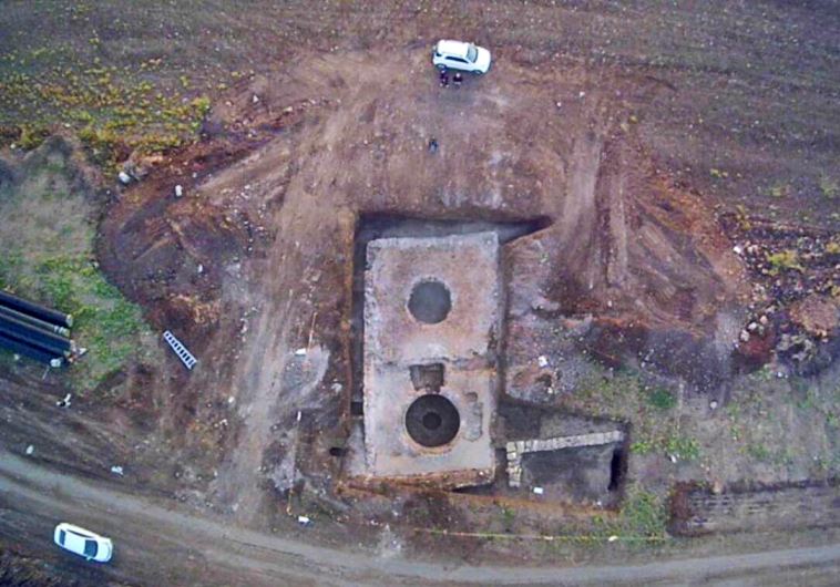 İsrail’de Sel Sonucu 1500 Yıllık Şaraphane Bulundu