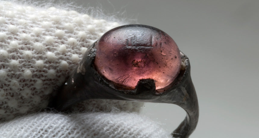 1200 Yıllık Viking Yüzüğünde Allah Yazdığı Ortaya Çıktı