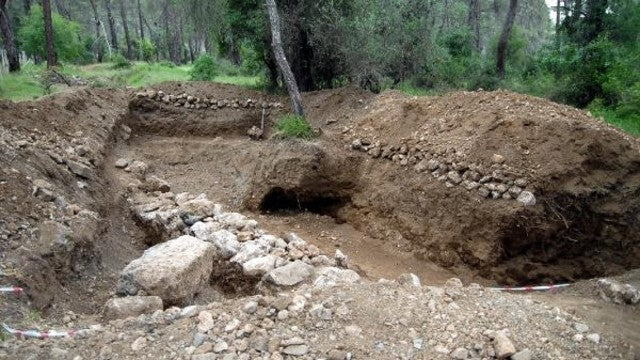 Sözde Çed Raporu Gerekmeyen Phaselis’ten Tarih Fışkırıyor