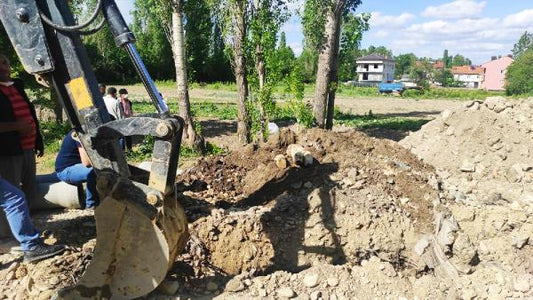 Afyonkarahisar'da kanalizasyon kazısında 'Apollon' olduğu düşünülen heykel bulundu