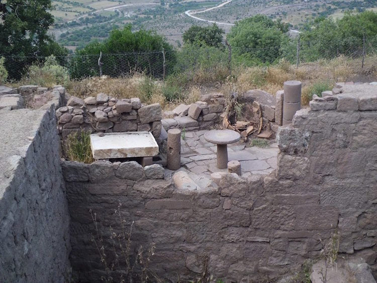 Manisa Belediyesi Yol Kazılacaksa Aigai Antik Kenti’ne Para Yok Dedi