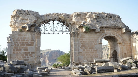 Anavarza Antik Kenti’nde Gladyatörlerin Savaştığı Yapı Gün Yüzüne Çıkacak