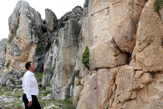 Antalya’daki Tarihi Kalıntılar Delik Deşik Edildi