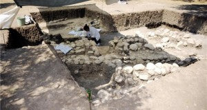 Apollon Smintheus’ta Prehistorik Döneme Ait 7 Bin Yıllık Mezar Bulundu