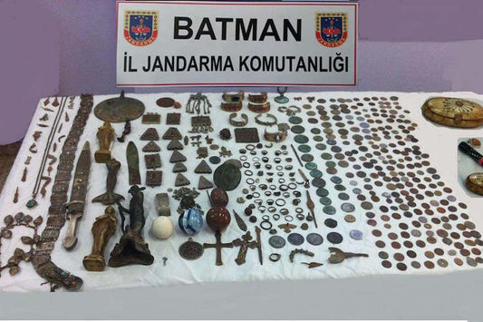 Batman’daki Bir Evden Sayısız Tarihi Eser Çıktı