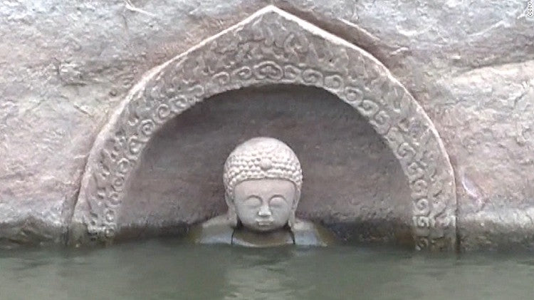 Çin’de Suyun Altından 600 Yıllık Buda Heykeli Çıktı