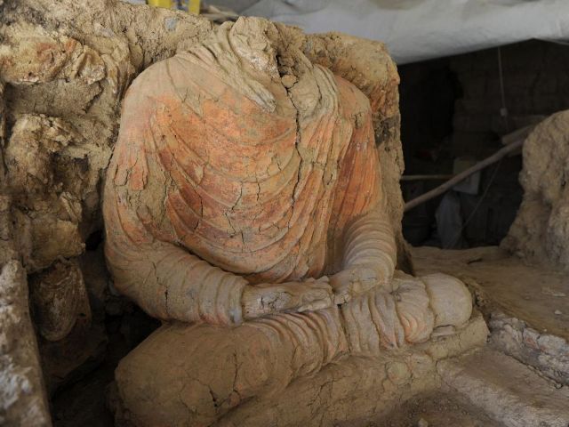 Un rare manuscrit bouddhique retrouvé en Afghanistan
