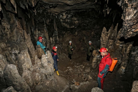 Bursa'da 300 Metre Uzunluğunda Mağara Keşfedildi