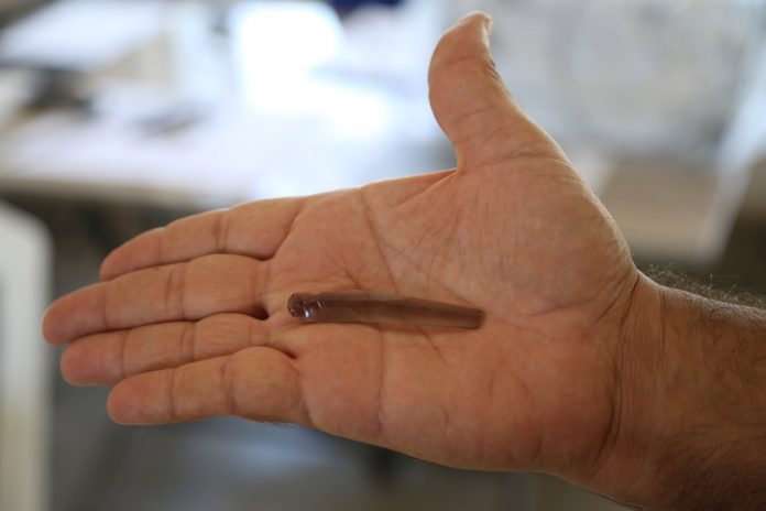 Domuztepe’de 8000 Yıllık Obsidyen Bıçak ve Ağırşak Bulundu
