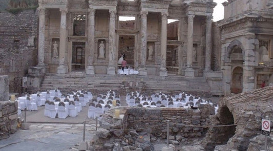 Efes Antik Kenti’nde Yapılan Organizasyonlar Ne Kadar Doğru?