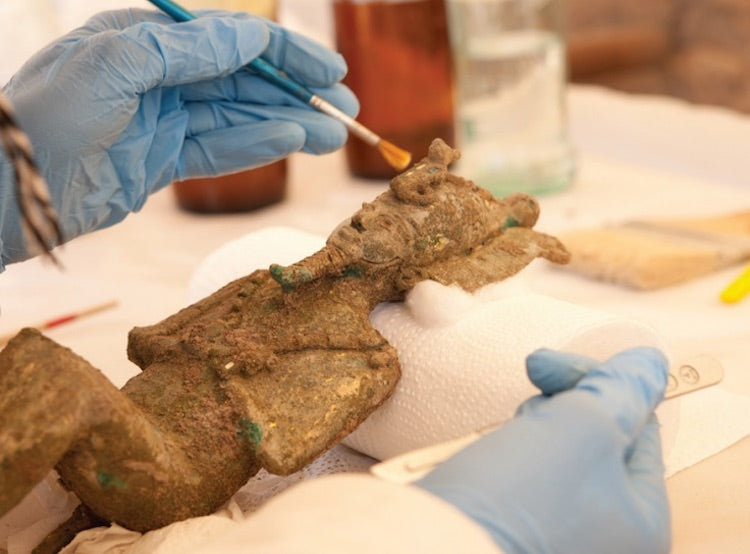 Mısır’daki Tapınakta Osiris, Ptah ve Sfenks Figürinleri Bulundu