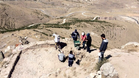 Gevale Kalesi'nde Tarihe Yolculuk