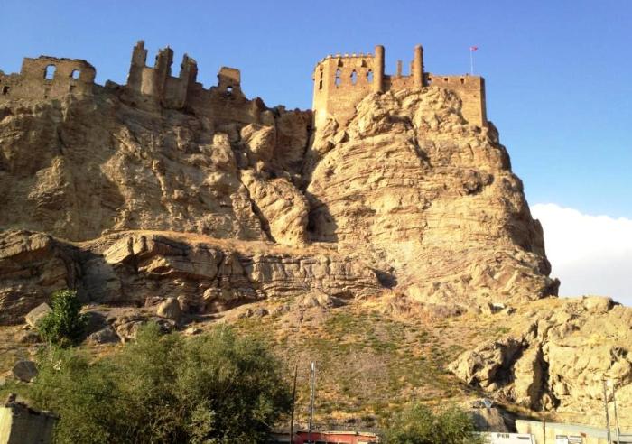 'Hakkari - Yüksekova'