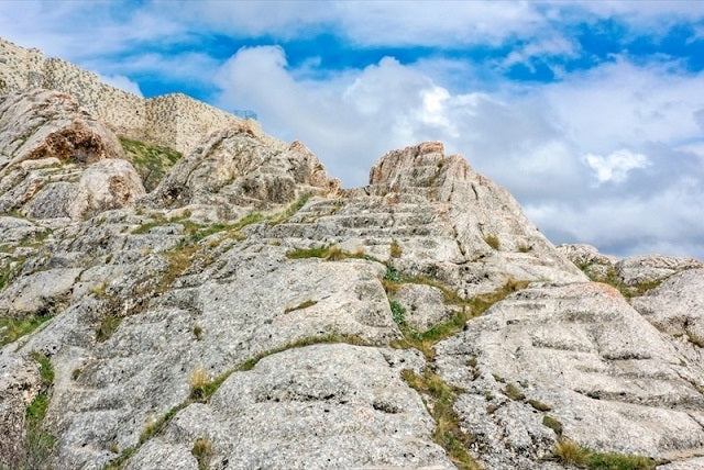 Harput Kalesi’nde Urartuların Açık Hava Tapınak Alanı Bulundu