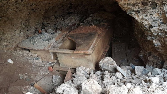 Hatay’da İnşaat Kazısı Sırasında Lahitler Bulundu