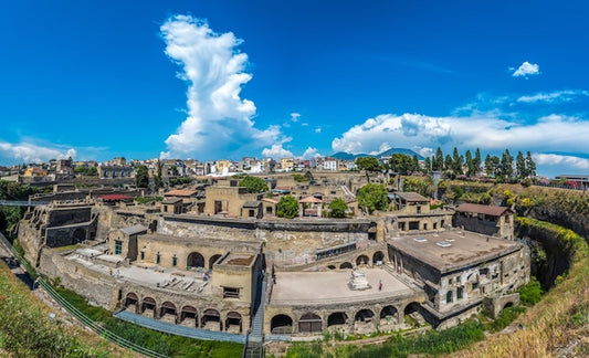 Herculaneum: Pompeii ile Aynı Kaderi Paylaşan Komşu Şehir