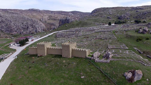 Çorum’da 3500 Yıllık Yaşamın Canlanacağı Hitit Köyü Kuruluyor