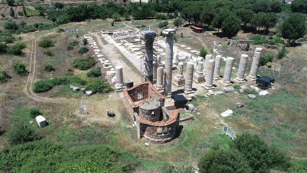 İncil'de Geçen Kutsal Kiliselerden 3'ü Manisa'da