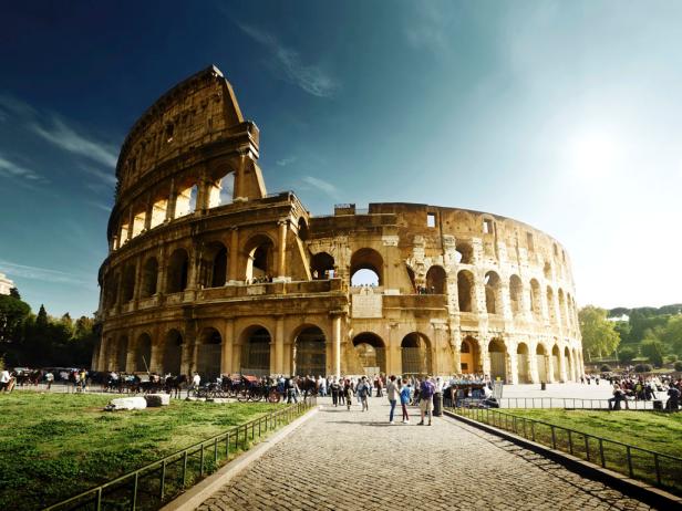 Kolezyum Üstünden Drone Uçuran Turist Tutuklandı