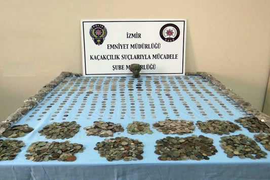 İzmir’de Üzerinden Binlerce Tarihi Eser Çıkan Kaçakçı Serbest Bırakıldı