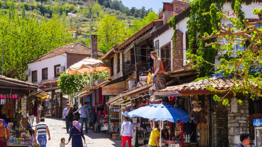 İzmir'de Alternatif Turistik Yerler