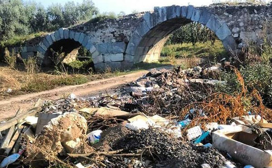 İznik’te Bin 500 Yıllık Köprü Moloz Yığınlarının Arasında Kaldı