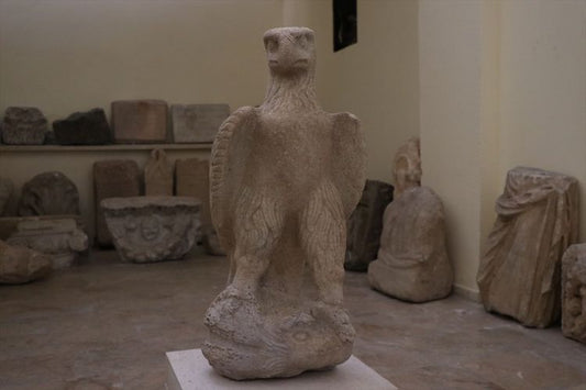 Niğde’deki Kınık Höyük’te Kartal Heykelleri Bulundu