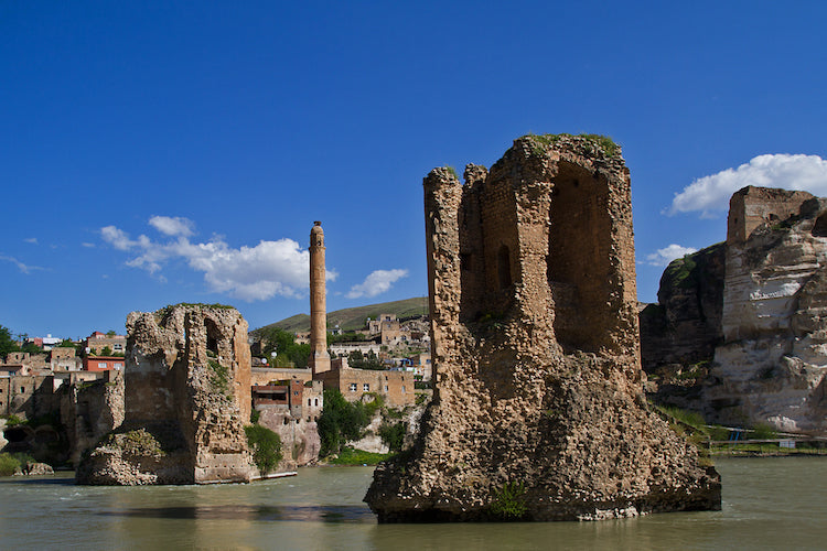 Su Altında Kalacak Hasankeyf’te Tarihi Köprü Restore Ediliyor