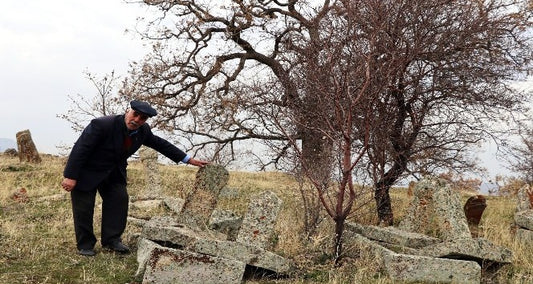 Malatya’da Osmanlı dönemine ait mezarlardaki şekiller gizemini koruyor