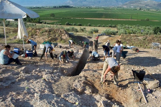 Yunanistan’da Mikenlere Ait Oldukça Büyük Oyma Mezar Bulundu